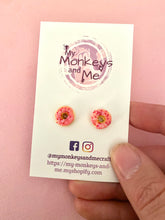 Load image into Gallery viewer, Donut studs
