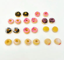 Load image into Gallery viewer, Donut studs