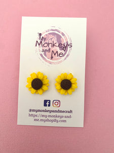 Sunflower studs