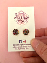 Load image into Gallery viewer, Donut studs