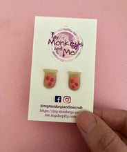 Load image into Gallery viewer, Petri dish and test tube IVF earrings